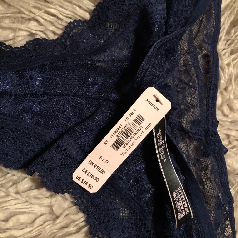 Victoria Secret Pantie. - Picture 5 of 5